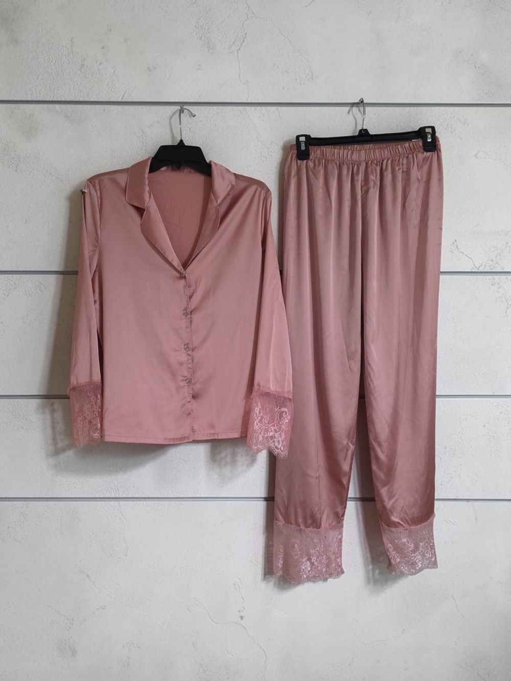 Source‎ Unknown Peach Satin Pajama Set with Lace Trim